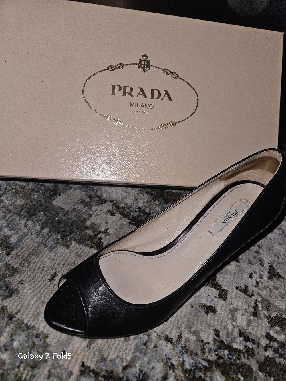 PRADA PUMPS - Picture 5 of 6